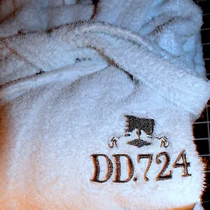 https://charming-house-dd724.hotelslidodijesolo.com